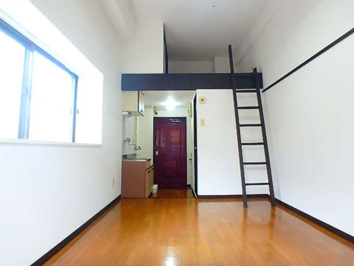 物件内観写真2　(居室)