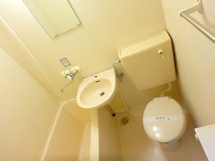 物件内観写真6　(トイレ)