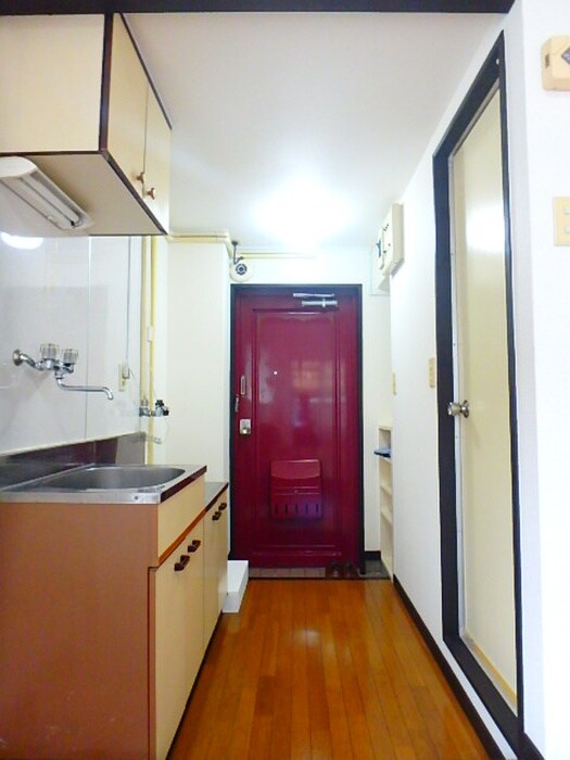 物件内観写真11　(廊下)