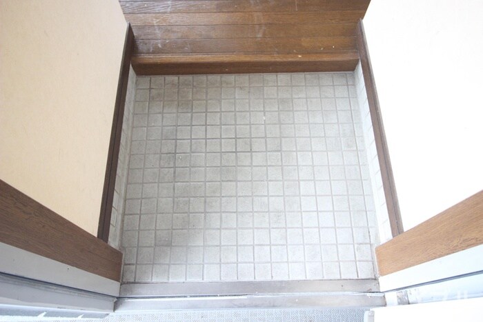 物件内観写真20　(玄関)