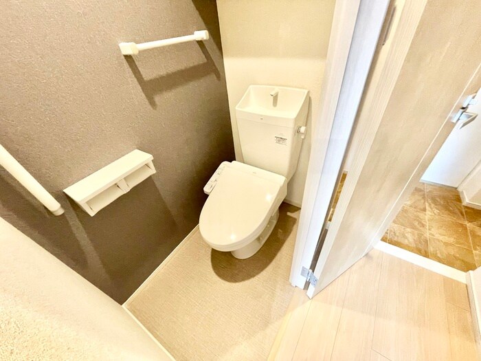 物件内観写真11　(トイレ)