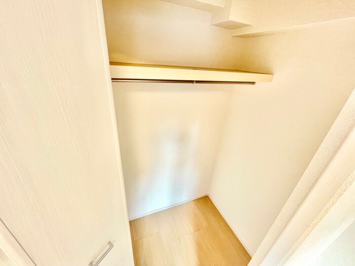 物件内観写真13　(収納)