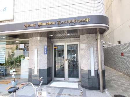 ﾗｲｵﾝｽﾞﾏﾝｼｮﾝ県庁東(303)外観写真