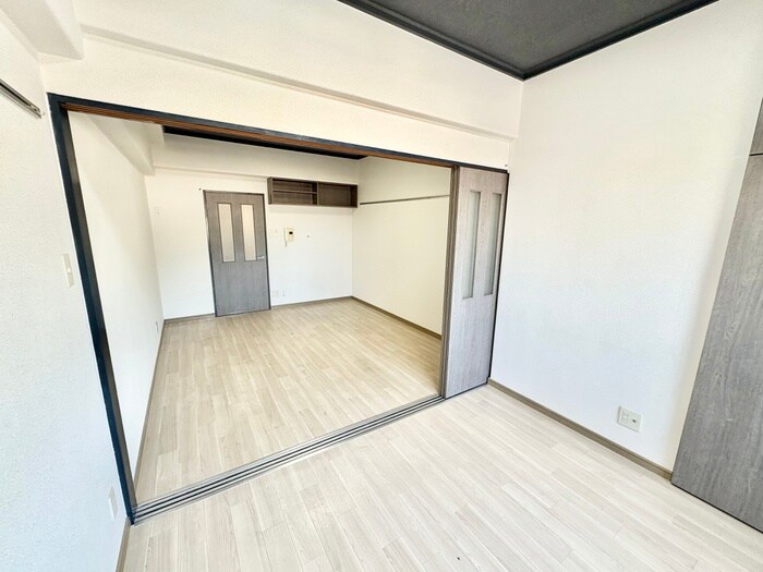 物件内観写真9　(居室)