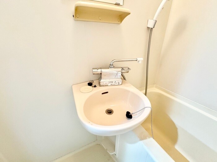 物件内観写真14　(洗面)