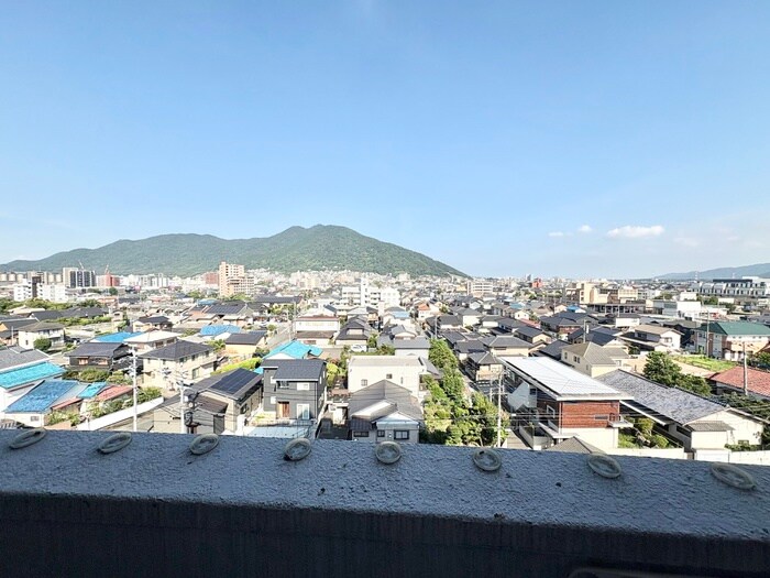 物件内観写真17　(室内からの展望)