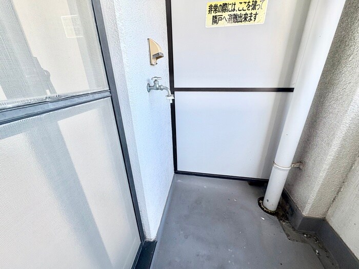 物件内観写真20　(洗濯機置場)