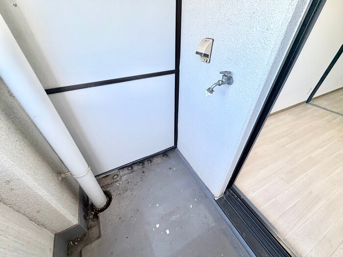 物件内観写真20　(洗濯機置場)