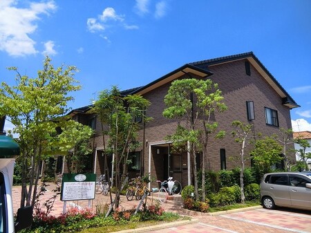 ローズガーデン西長住Ｂ棟外観写真