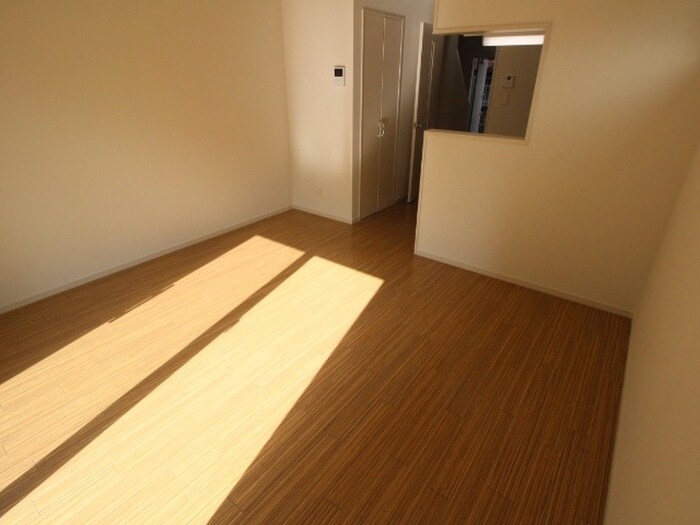 物件内観写真6　(居室)