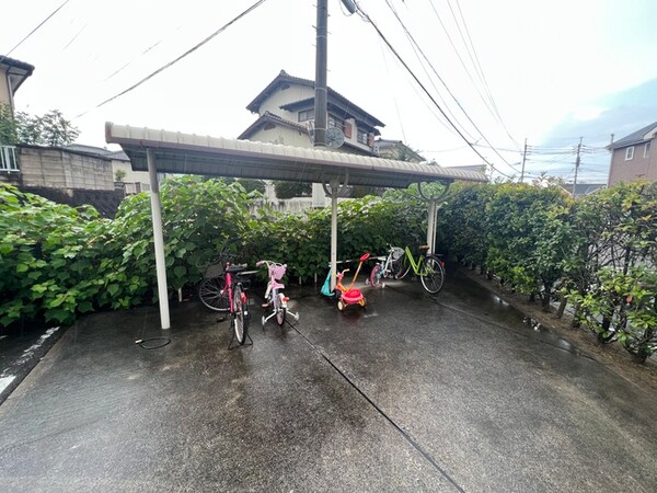 駐輪場