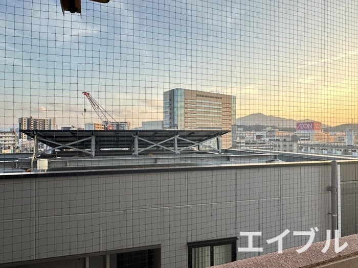 物件内観写真17　(室内からの展望)