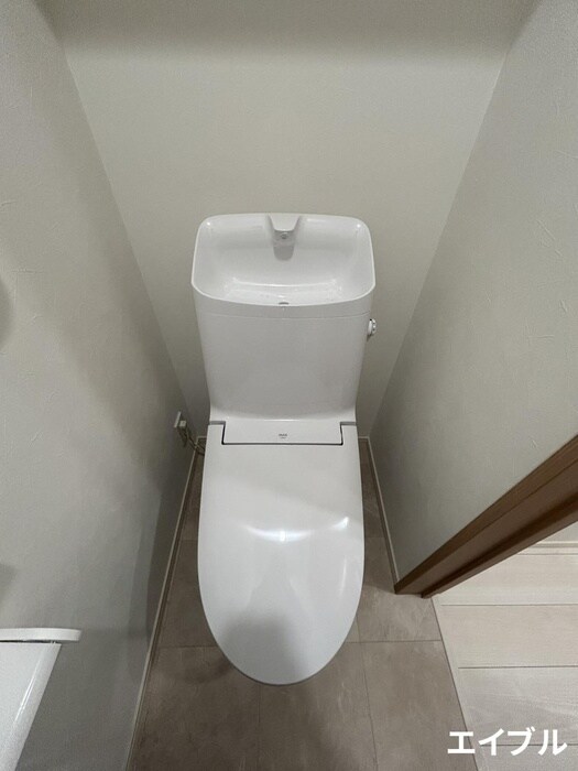 物件内観写真9　(トイレ)