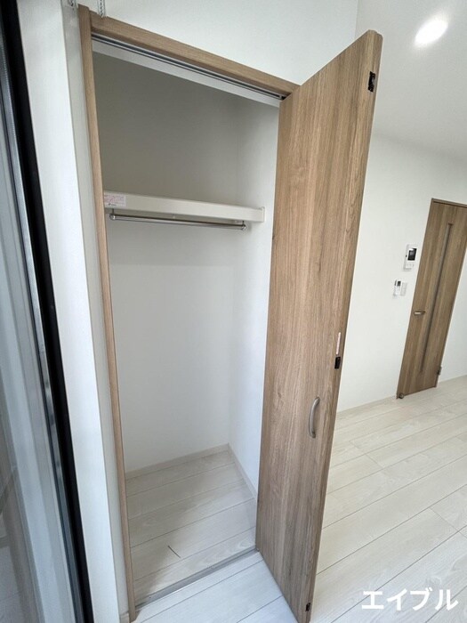 物件内観写真12　(収納)