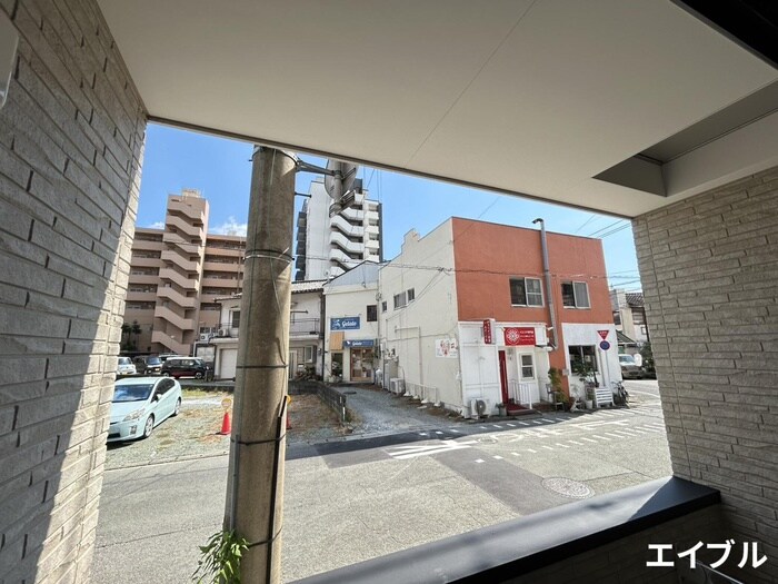 物件内観写真14　(室内からの展望)