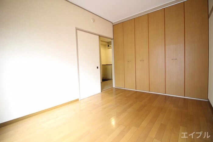 物件内観写真9　(居室)