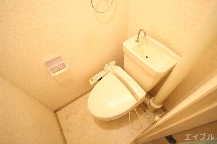 物件内観写真14　(トイレ)