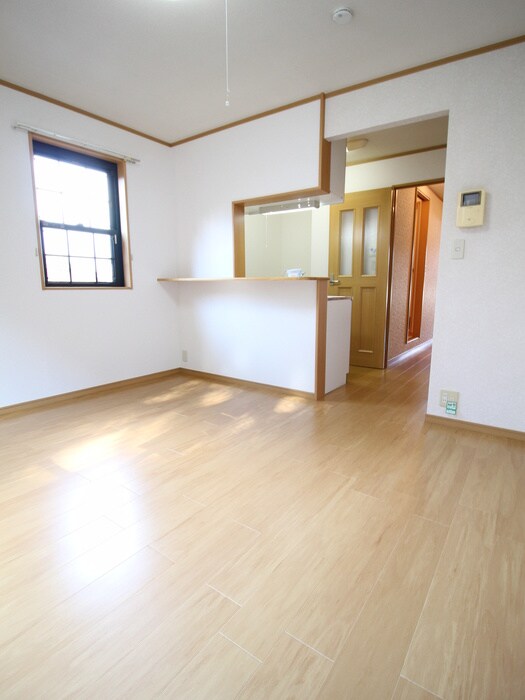 物件内観写真4　(居室)