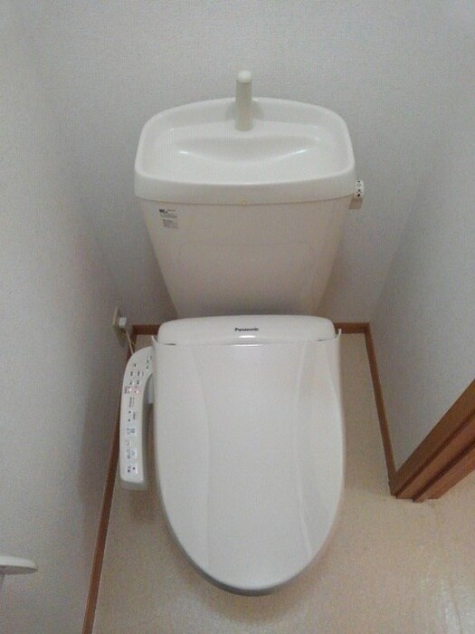 物件内観写真6　(トイレ)