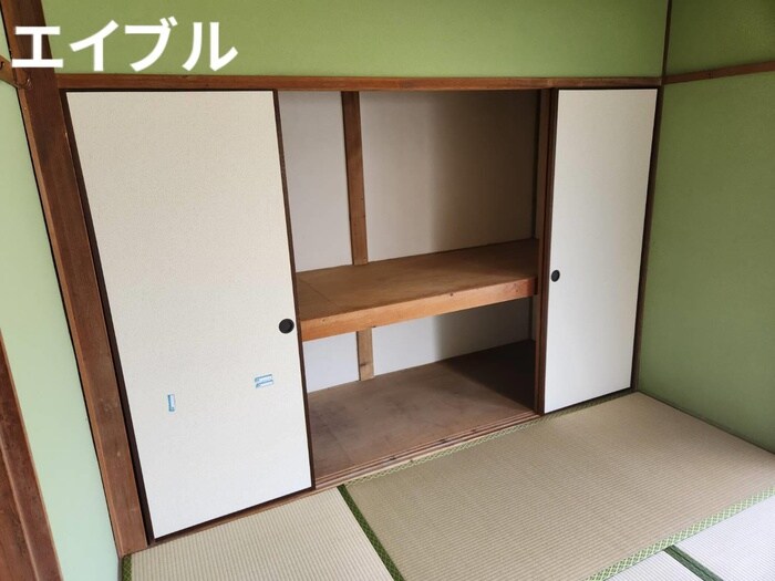 物件内観写真4　(収納)