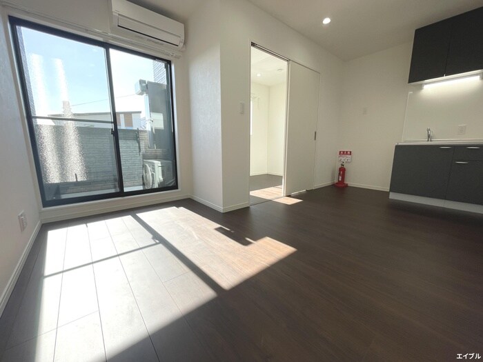 物件内観写真8　(居室)