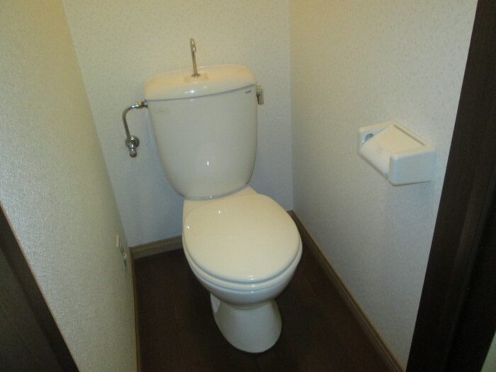 物件内観写真6　(トイレ)