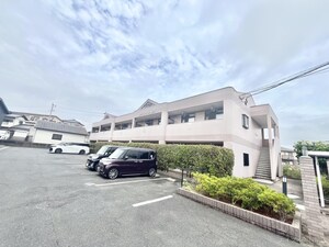 グランチェスタ鴨生田外観写真