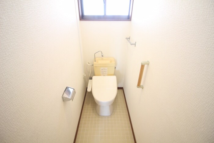 物件内観写真13　(トイレ)