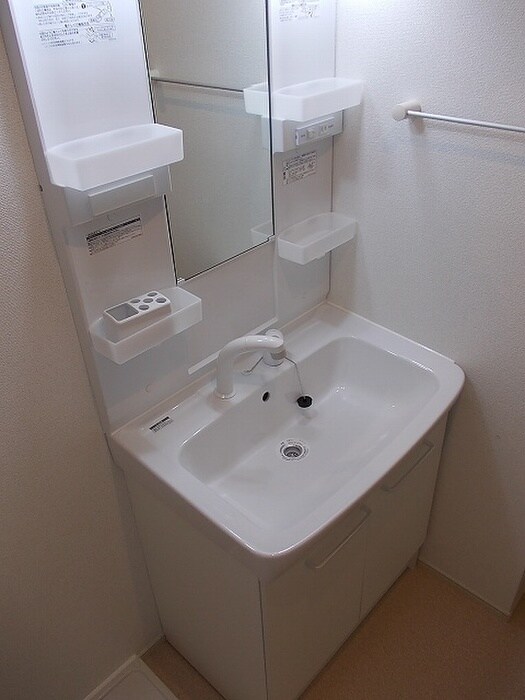 物件内観写真6　(洗面)