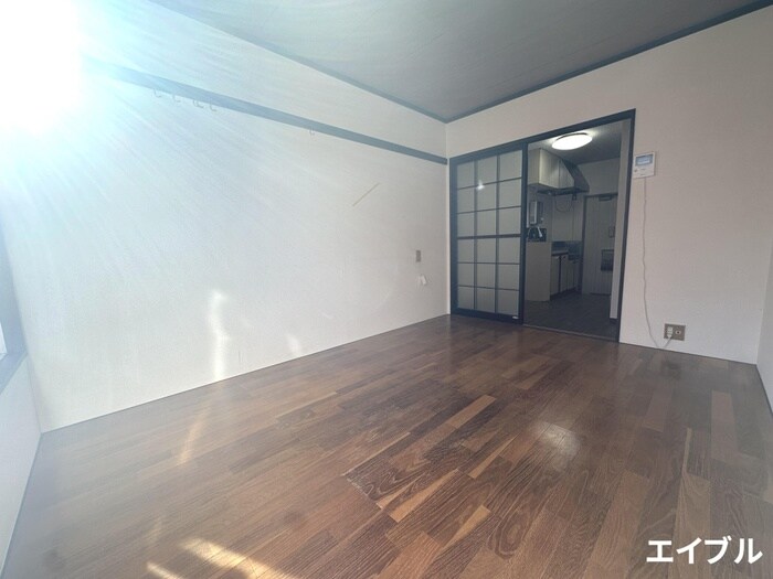 物件内観写真9　(居室)