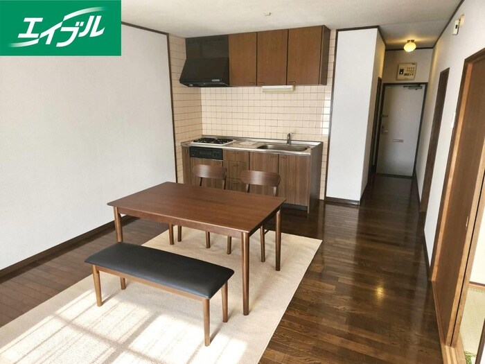 物件内観写真4　(居室)