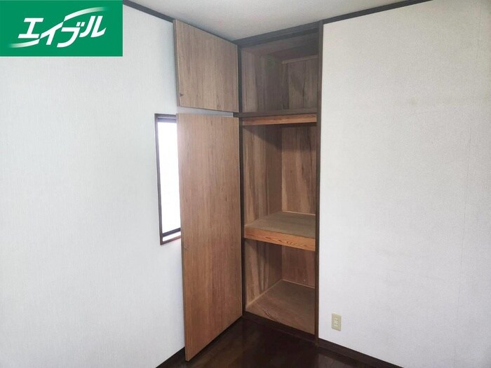 物件内観写真5　(収納)