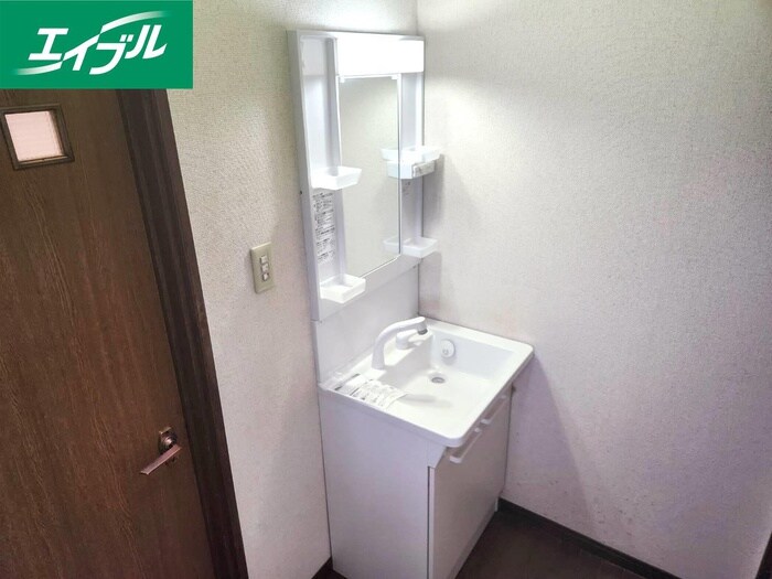 物件内観写真9　(洗面)