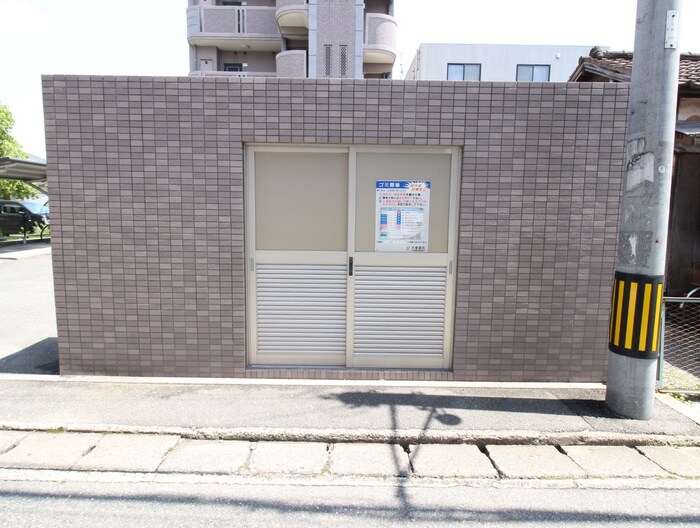 物件外観写真6　(建物設備)