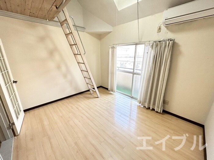 物件内観写真12　(居室)