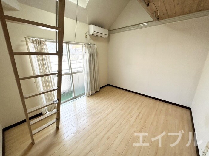 物件内観写真13　(居室)