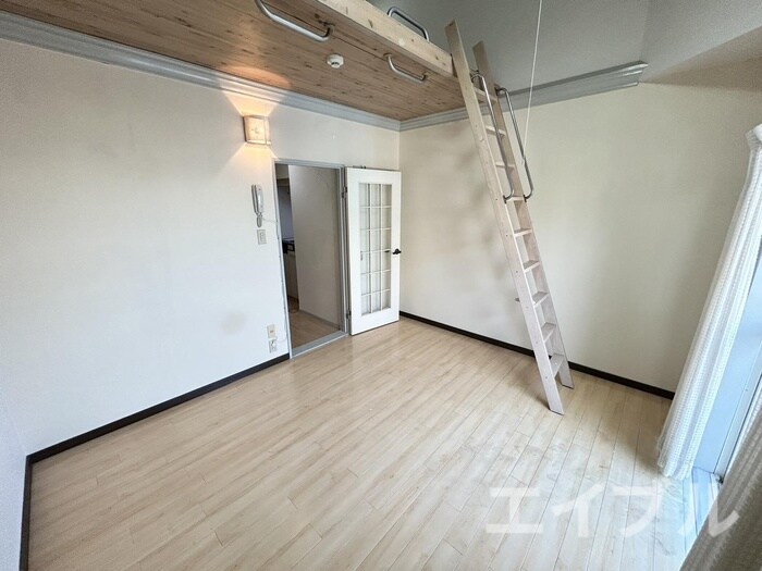 物件内観写真14　(居室)