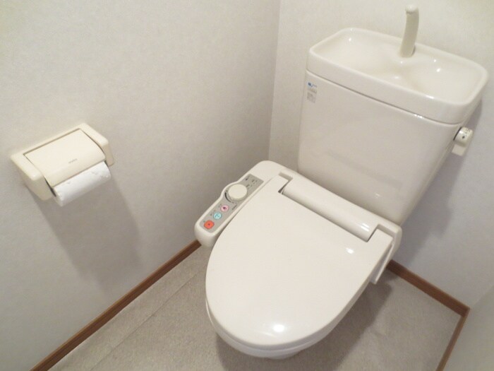 物件内観写真8　(トイレ)