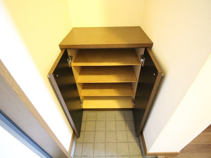 物件内観写真18　(靴箱)