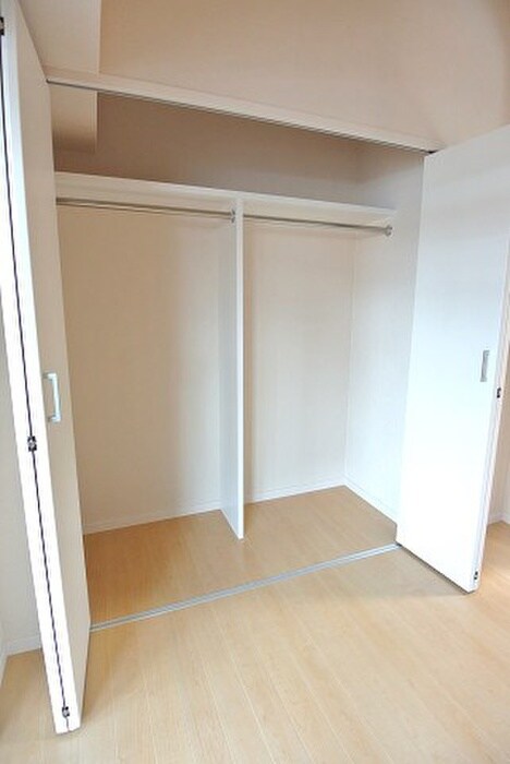 物件内観写真11　(収納)