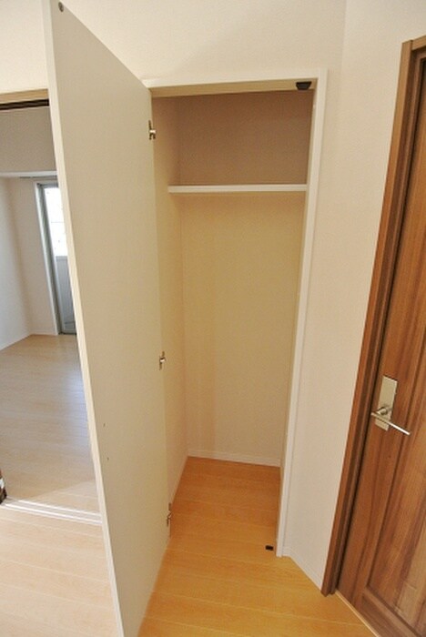 物件内観写真17　(収納)