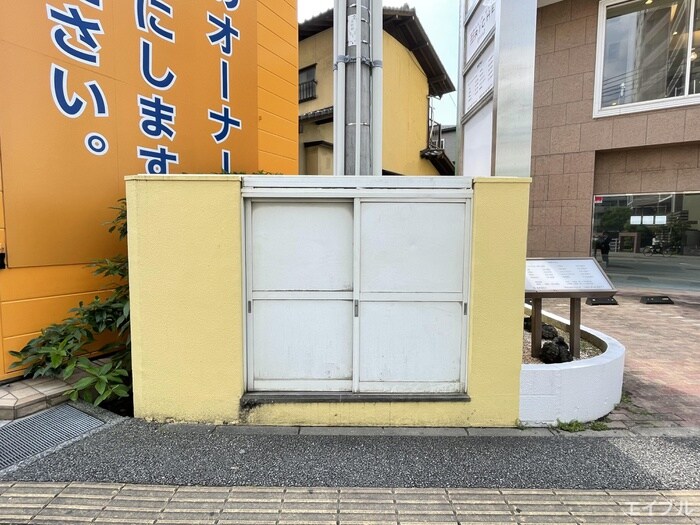 物件外観写真6　(建物設備)