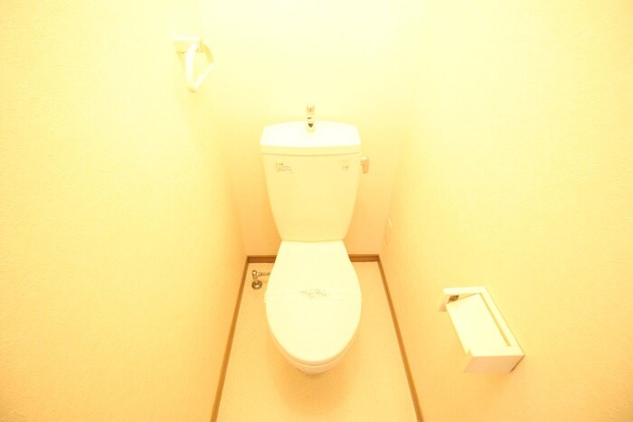 物件内観写真12　(トイレ)