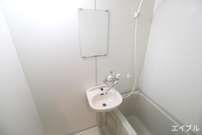 物件内観写真12　(洗面)