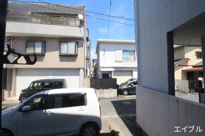 物件内観写真22　(室内からの展望)