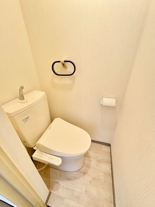 物件内観写真8　(トイレ)