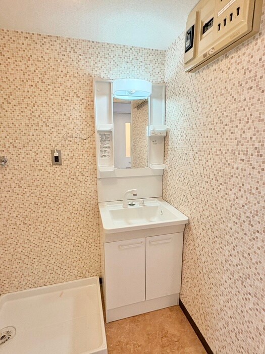 物件内観写真11　(洗面)