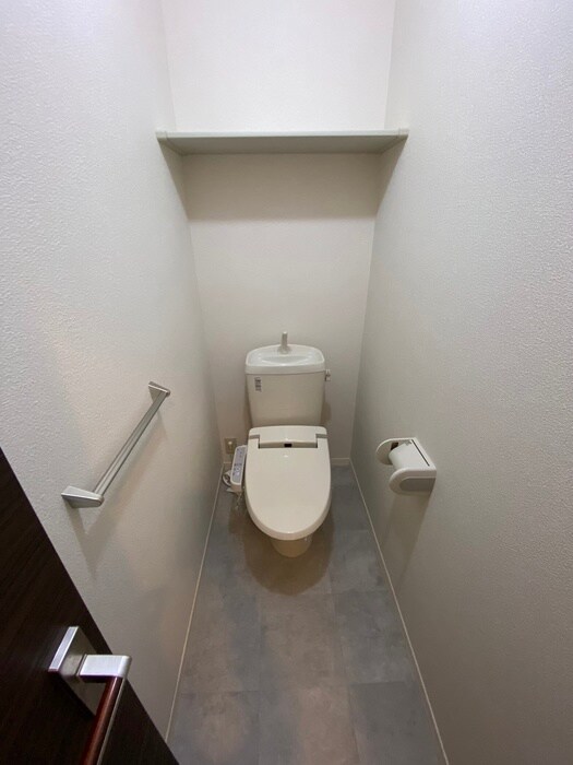 物件内観写真13　(トイレ)