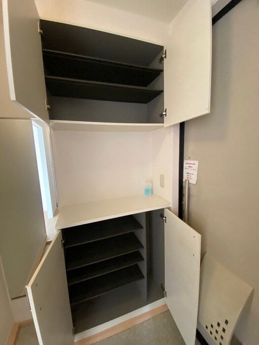 物件内観写真17　(靴箱)