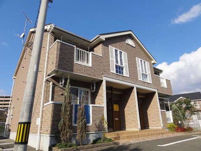 物件外観写真1　(外観写真)